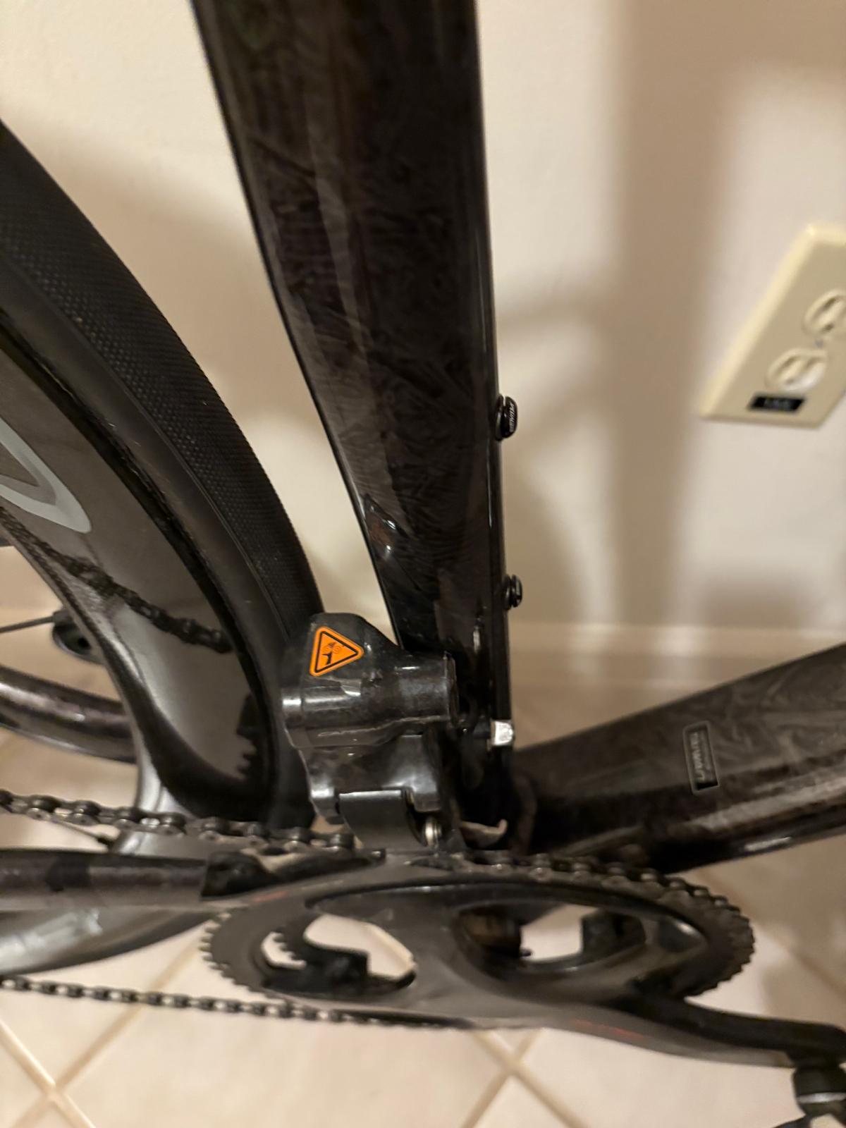 2025 Specialized Allez Sprint - Image 3